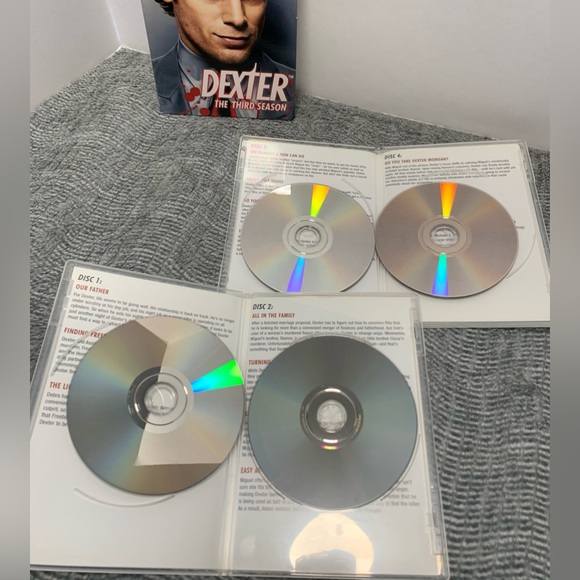 3/$30 DEXTER DVD SET - Season 1, Season 2 (discs 3&4 only), Season 3 - Picture 7 of 9
